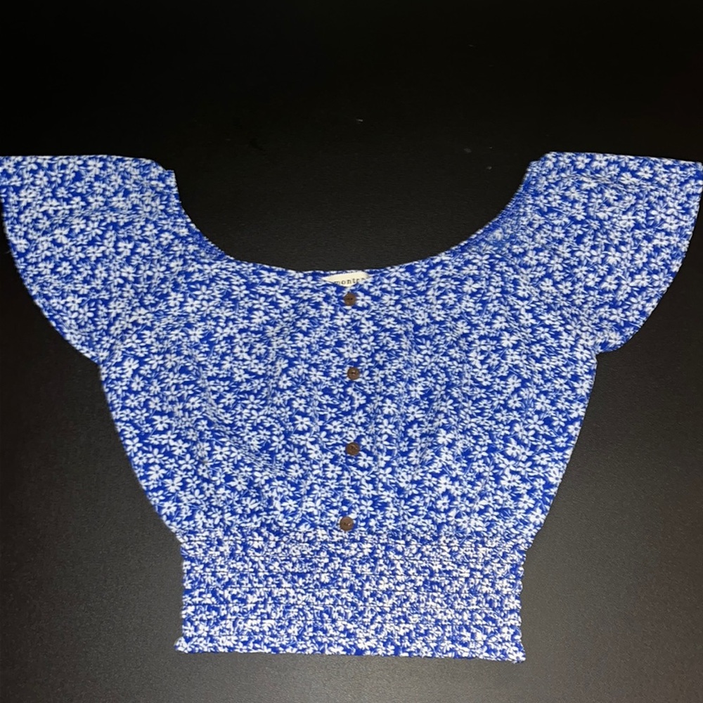 Cropped Blouse
